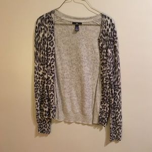 GAP gray cheetah print cardigan